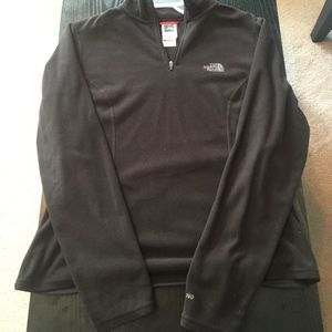 NORTH FACE HALF ZIP, LIKE NEW